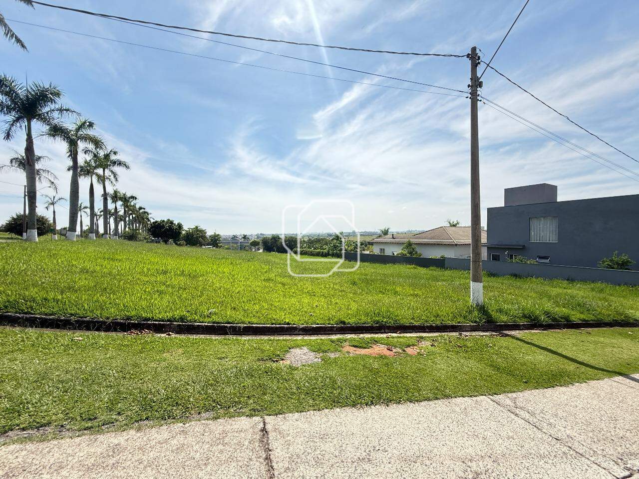 Terreno à venda em Salto - SP - Condomínio Fazenda Palmeiras Imperiais: 