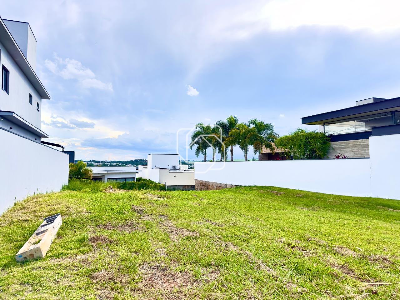 Terreno à venda em Itu - SP - Condomínio Villas do Golfe: 