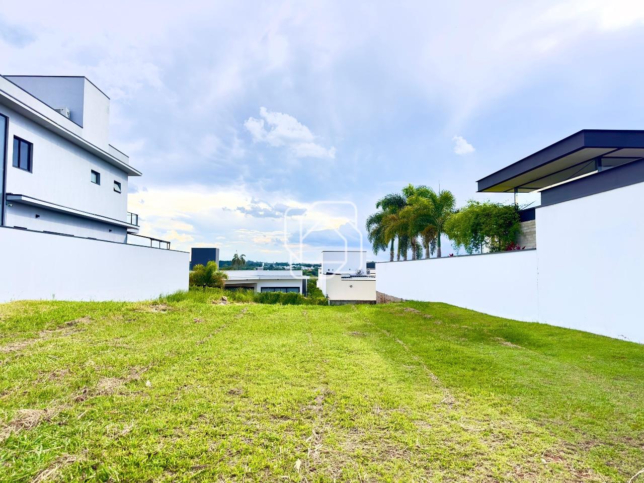Terreno à venda em Itu - SP - Condomínio Villas do Golfe: 