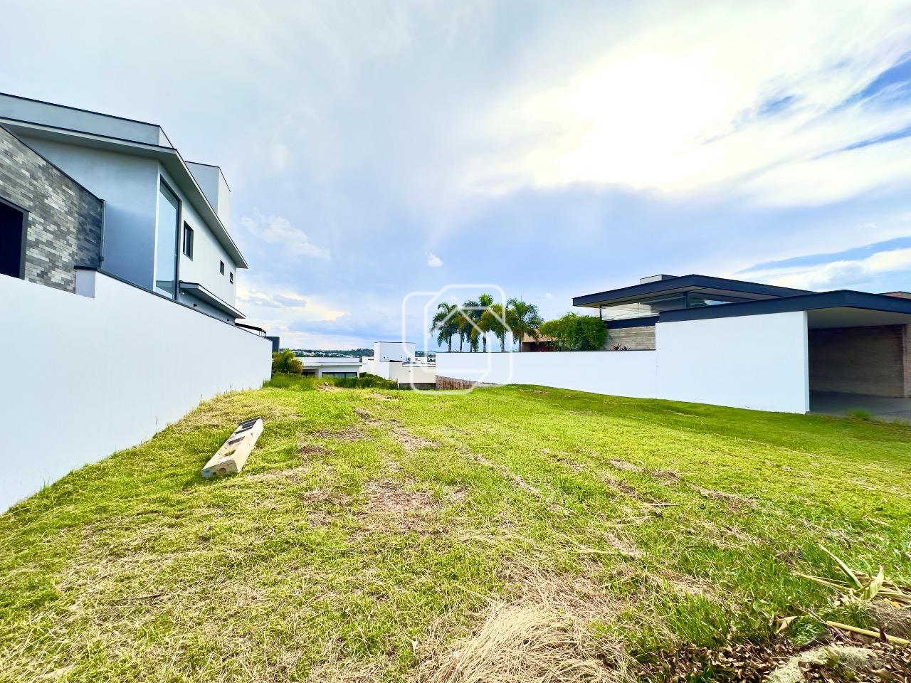 Terreno à venda em Itu - SP - Condomínio Villas do Golfe: 