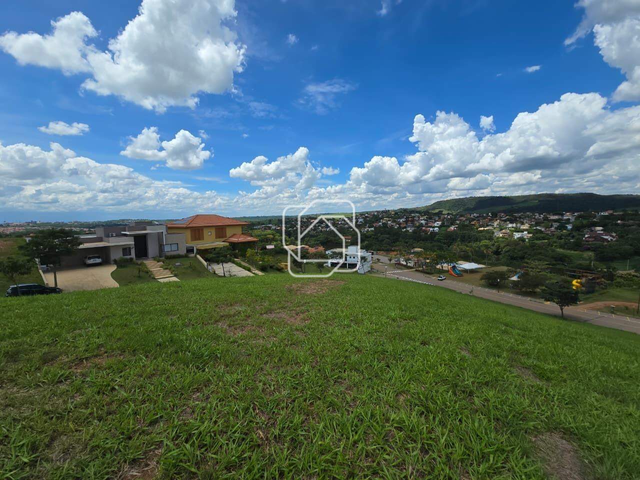 Terreno à venda em Itu - SP - Residencial Parque Campos de Santo Antônio II: