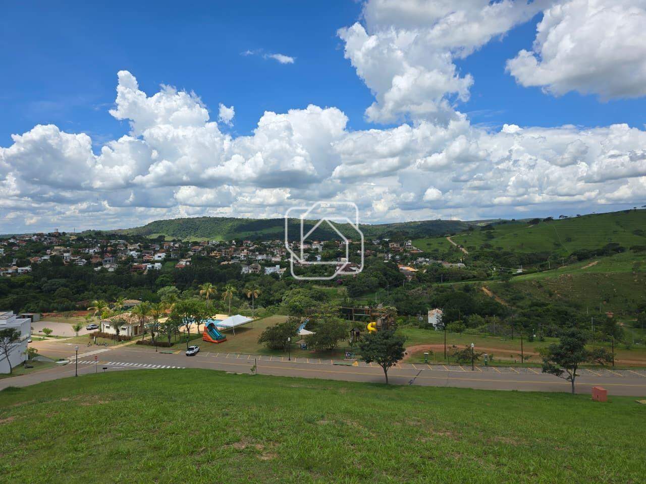 Terreno à venda em Itu - SP - Residencial Parque Campos de Santo Antônio II: