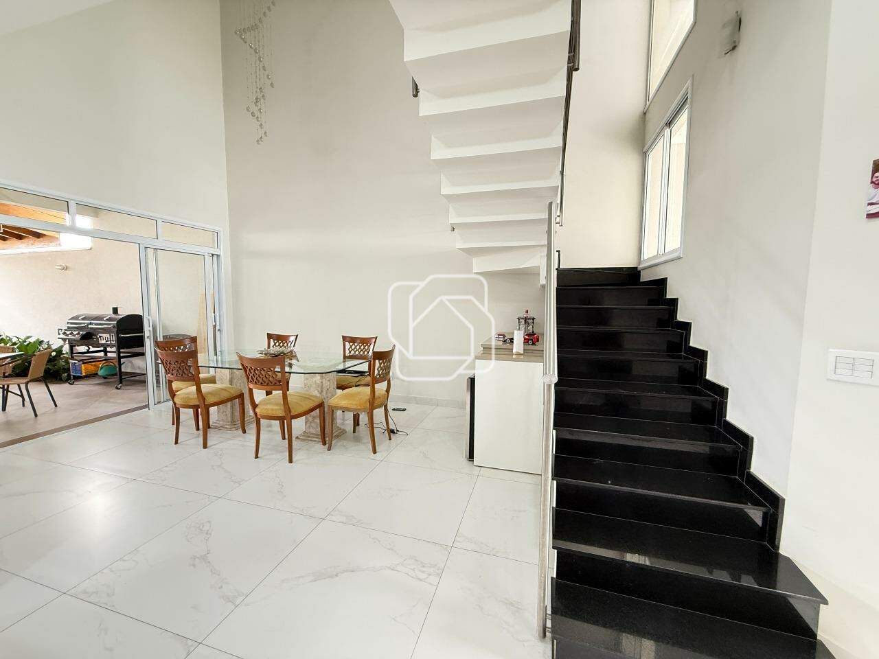 Casa de Condomínio à venda em Salto - SP - Village Moutonnée: