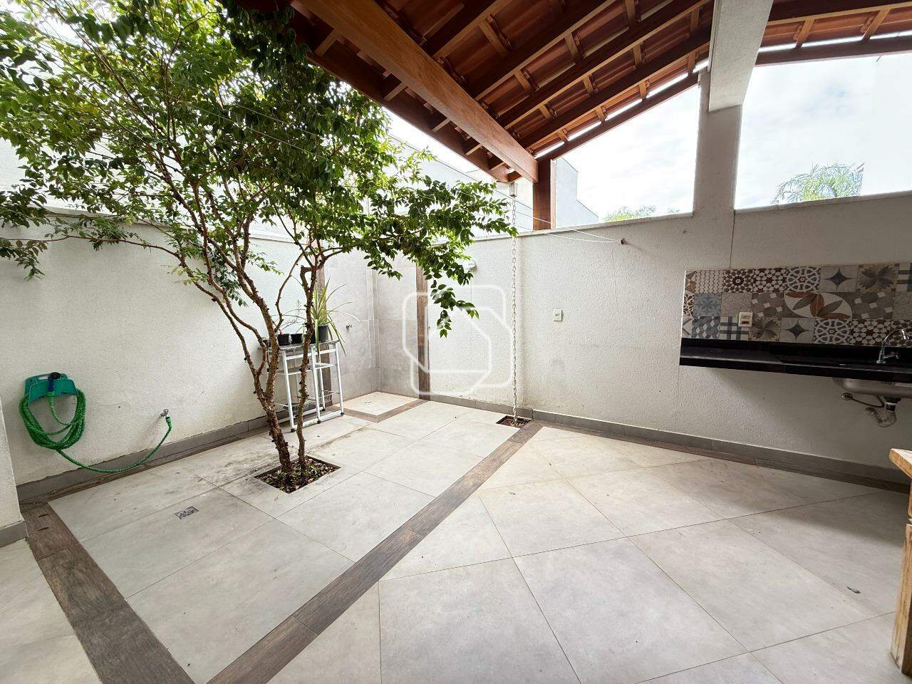 Casa de Condomínio à venda em Salto - SP - Village Moutonnée: