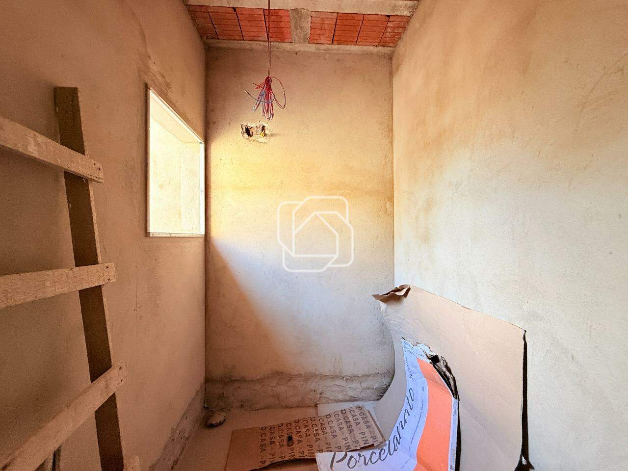Casa de Condomínio à venda em Salto - SP - Jardim Guarujá: 