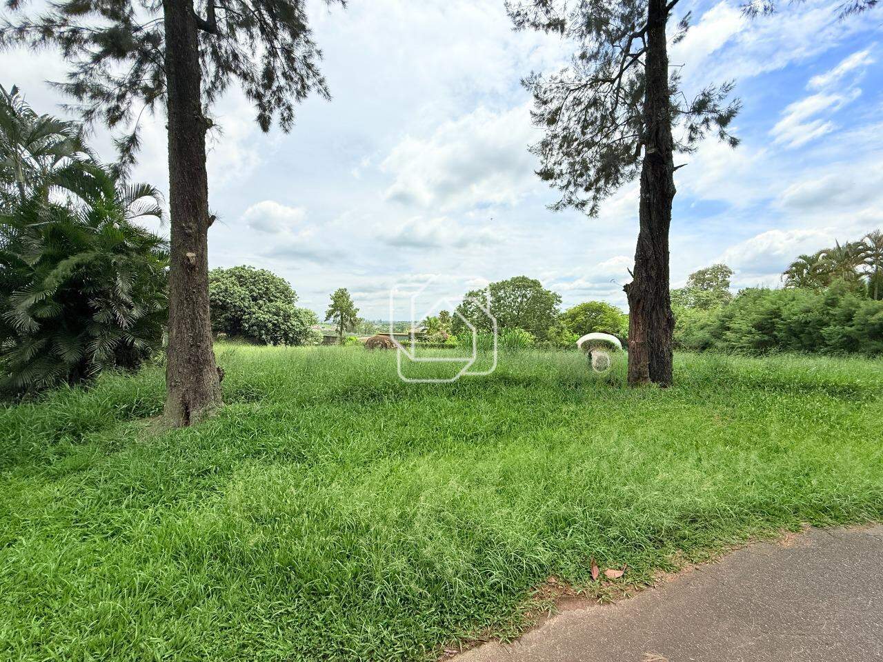 Terreno à venda em Salto - SP - Condomínio Monte Belo: 