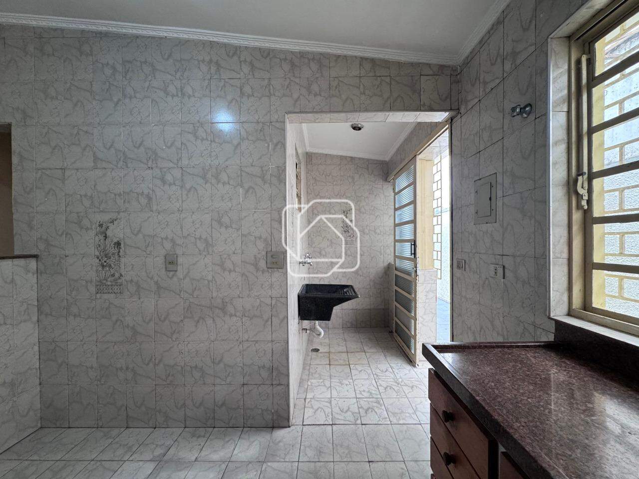 Casa para aluguel em Salto - SP - Salto de São José: