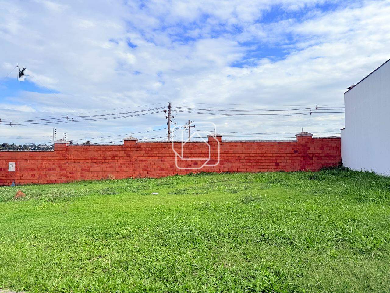 Terreno à venda em Salto - SP - Village Moutonnée: 