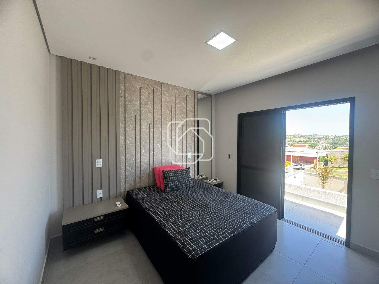 Casa de Condomínio para aluguel em Salto - SP - Portal dos Bandeirantes: