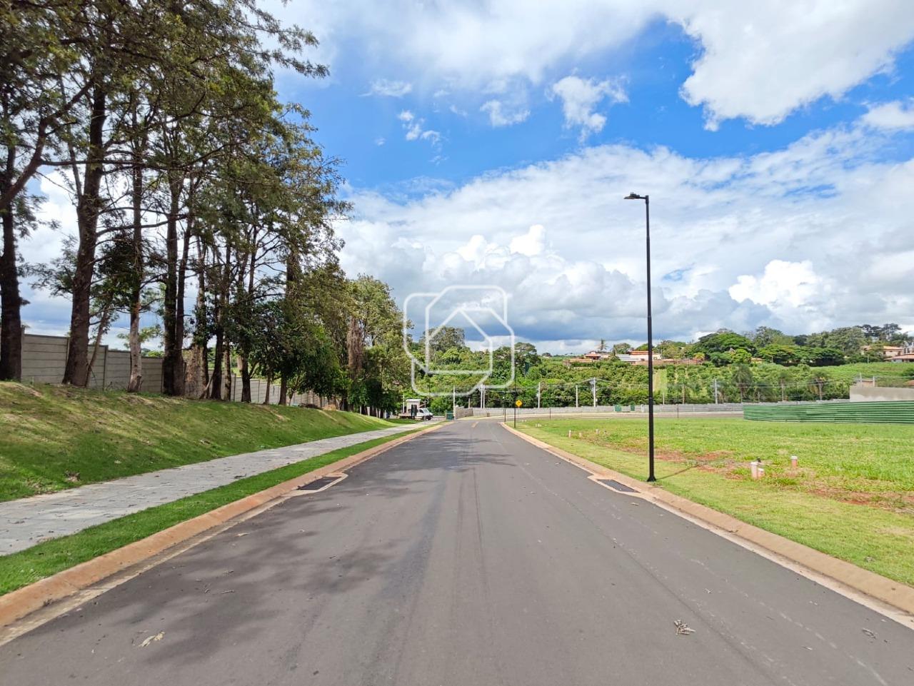 Terreno à venda em Indaiatuba - SP - Jardim Residencial Reserva Itanhangá: Rua do terreno