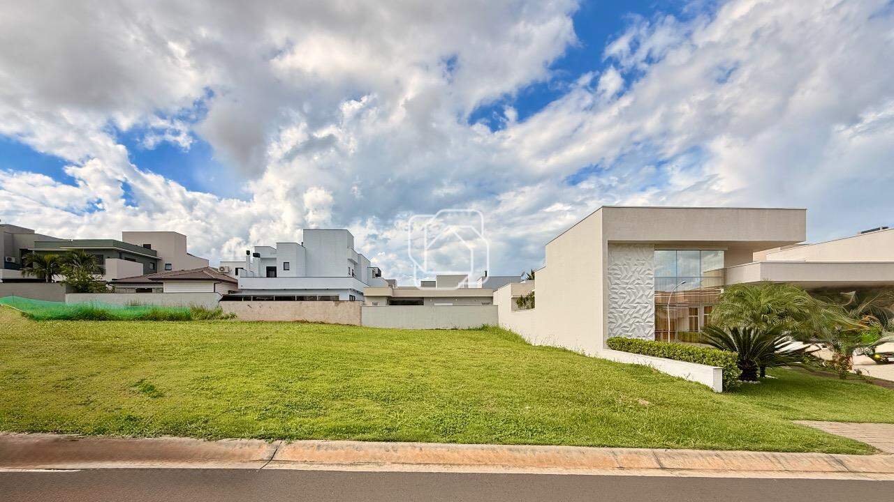 Terreno à venda em Indaiatuba - SP - Jardim Residencial Dona Lucilla: Visão geral do terreno