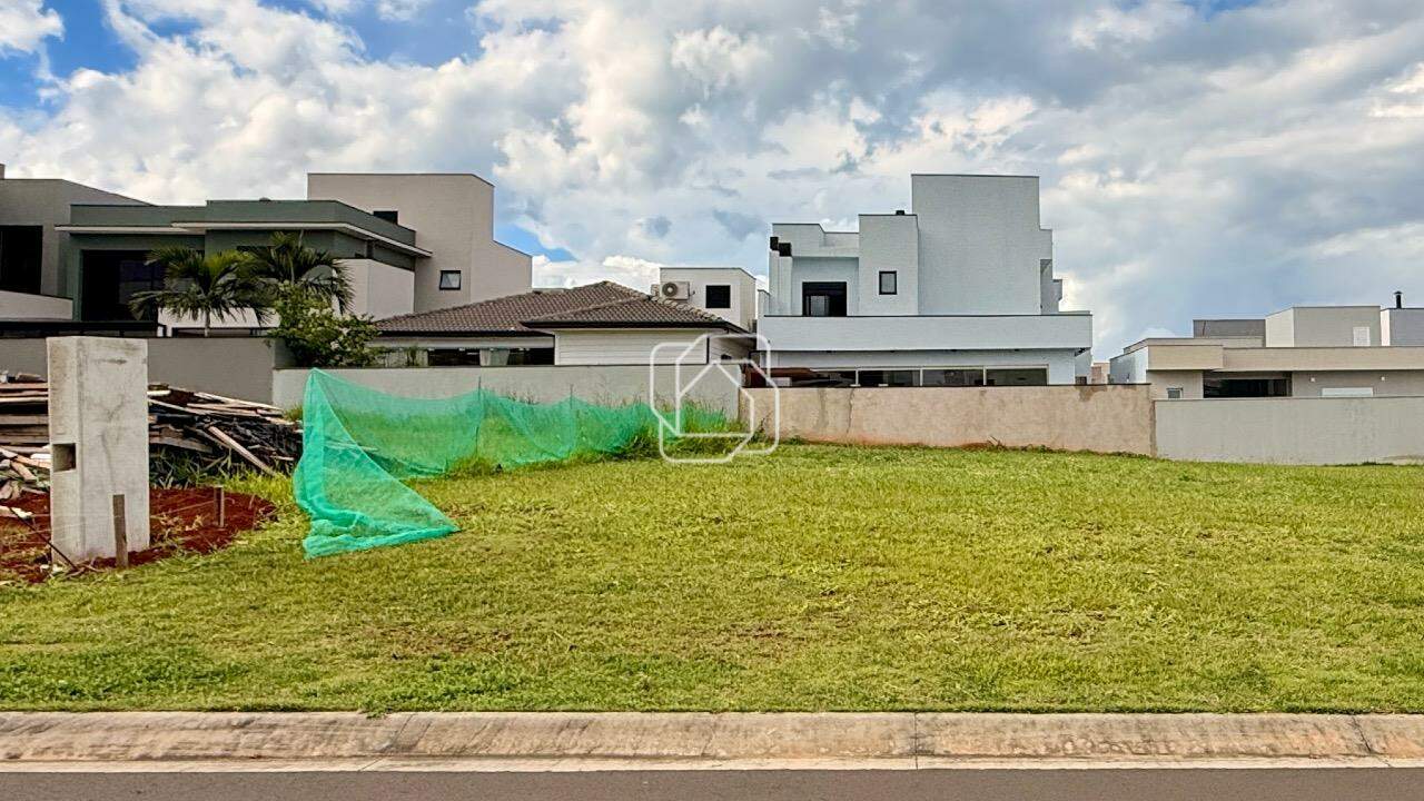Terreno à venda em Indaiatuba - SP - Jardim Residencial Dona Lucilla: Visão geral do terreno