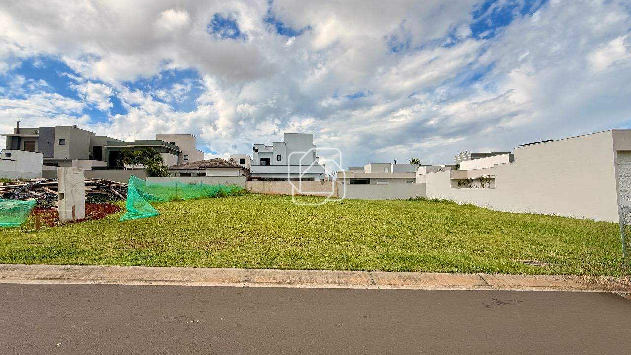 Terreno à venda em Indaiatuba - SP - Jardim Residencial Dona Lucilla: Visão geral do terreno