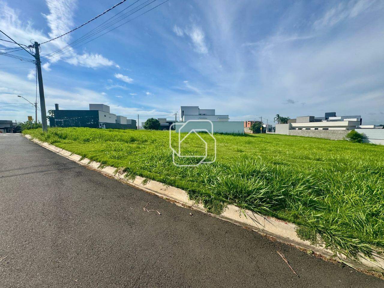Terreno à venda em Salto - SP - Residencial Lagos D’Icaraí: 