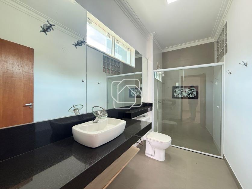 Casa de Condomínio à venda em Indaiatuba - SP - Jardim Portal de Itaici: Banheiro