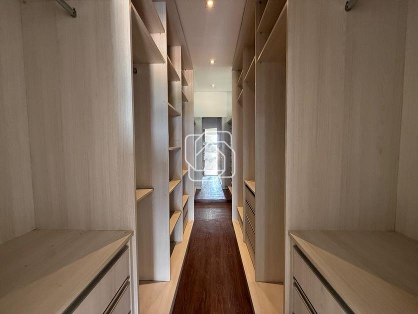 Casa de Condomínio à venda em Indaiatuba - SP - Jardim Portal de Itaici: Closet