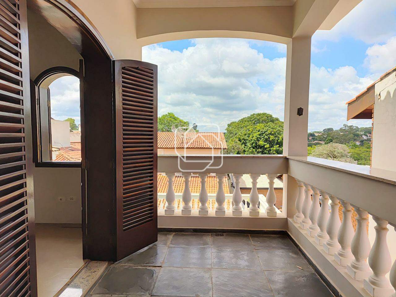 Casa de Condomínio à venda em Itu - SP - Condomínio Portal de Itu: Varanda da suíte master