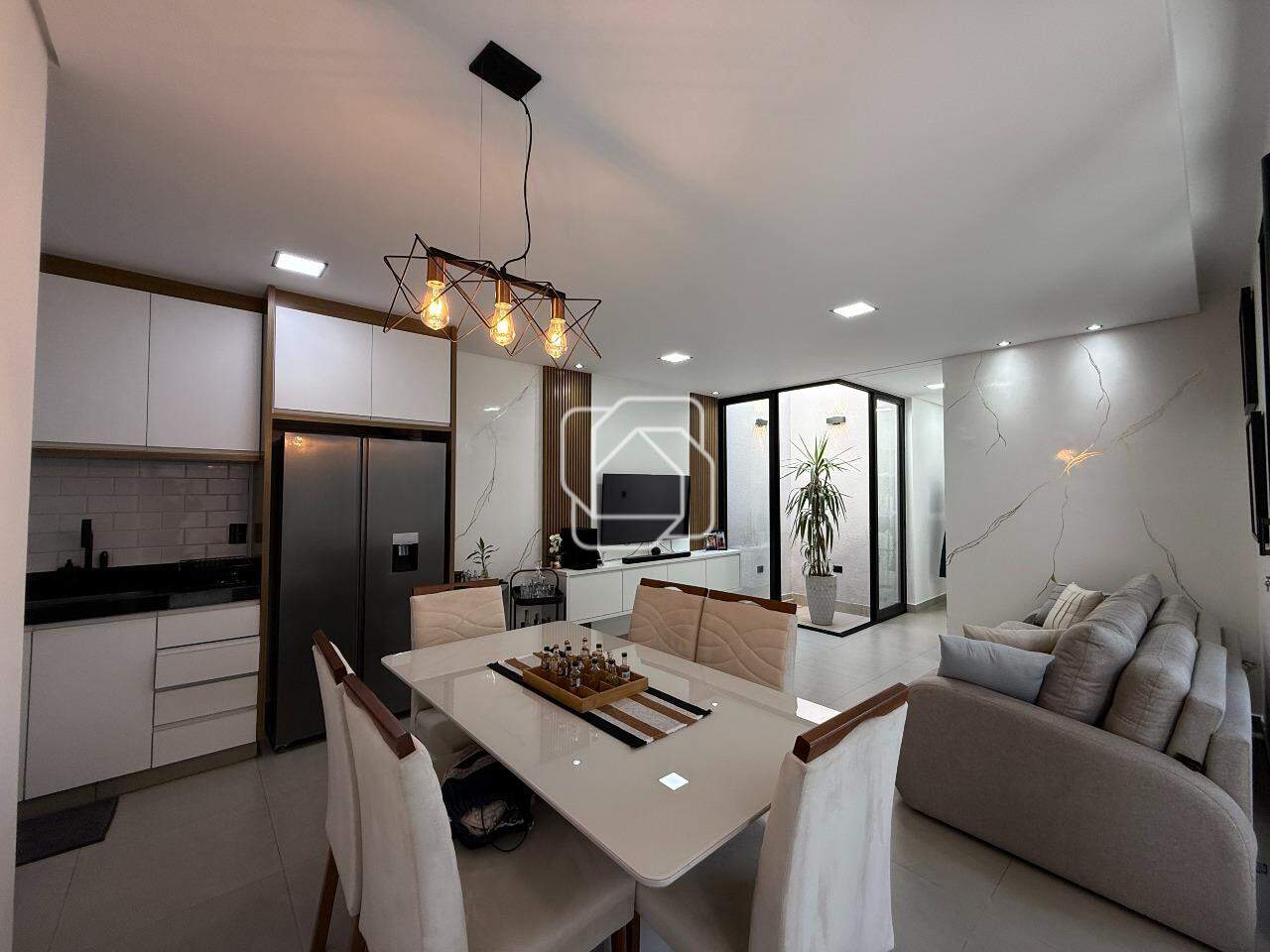Casa de Condomínio à venda em Salto - SP - Village Moutonnée: Sala de Jantar