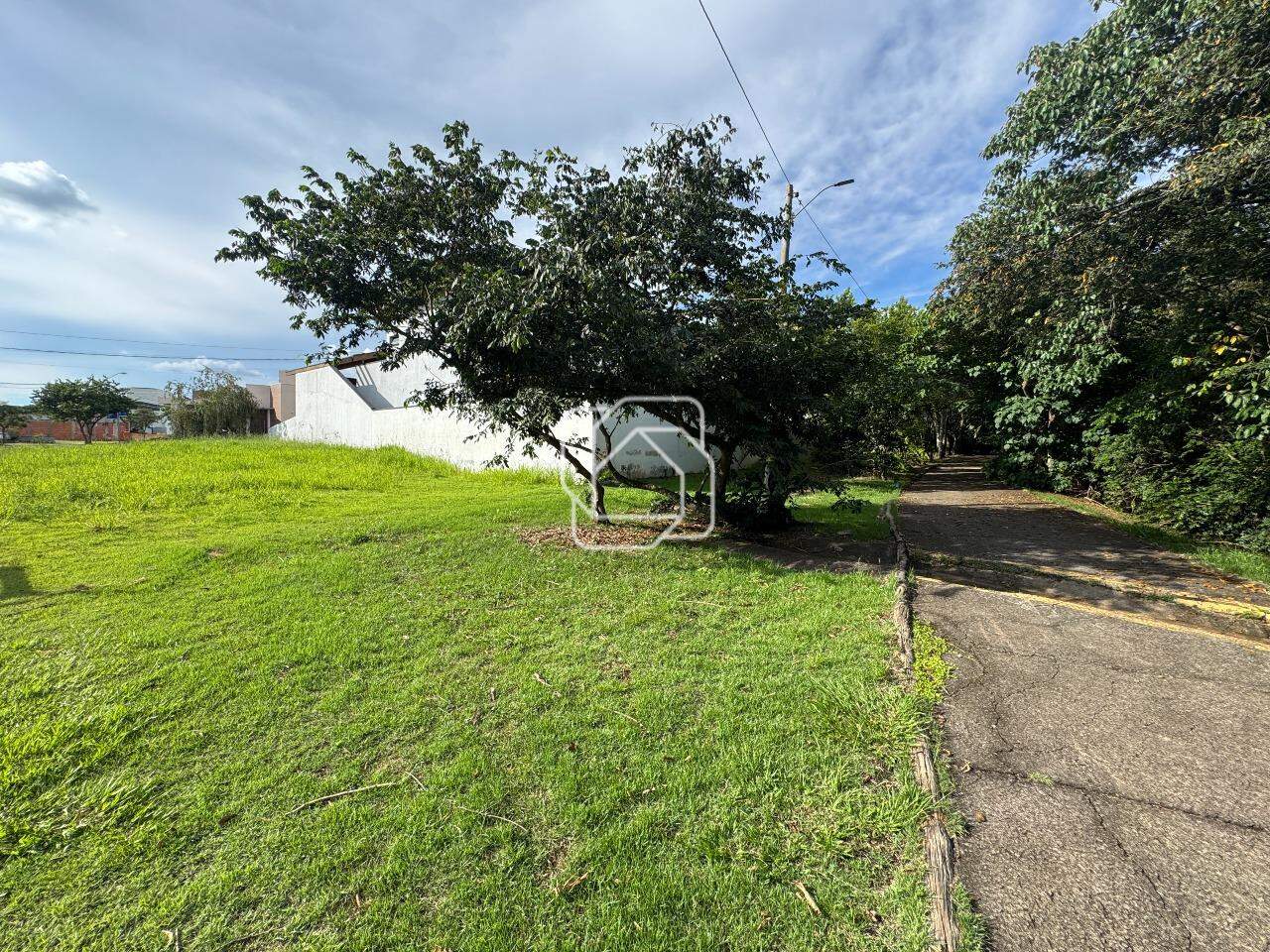 Terreno à venda em Salto - SP - Residencial Lagos D’Icaraí: 