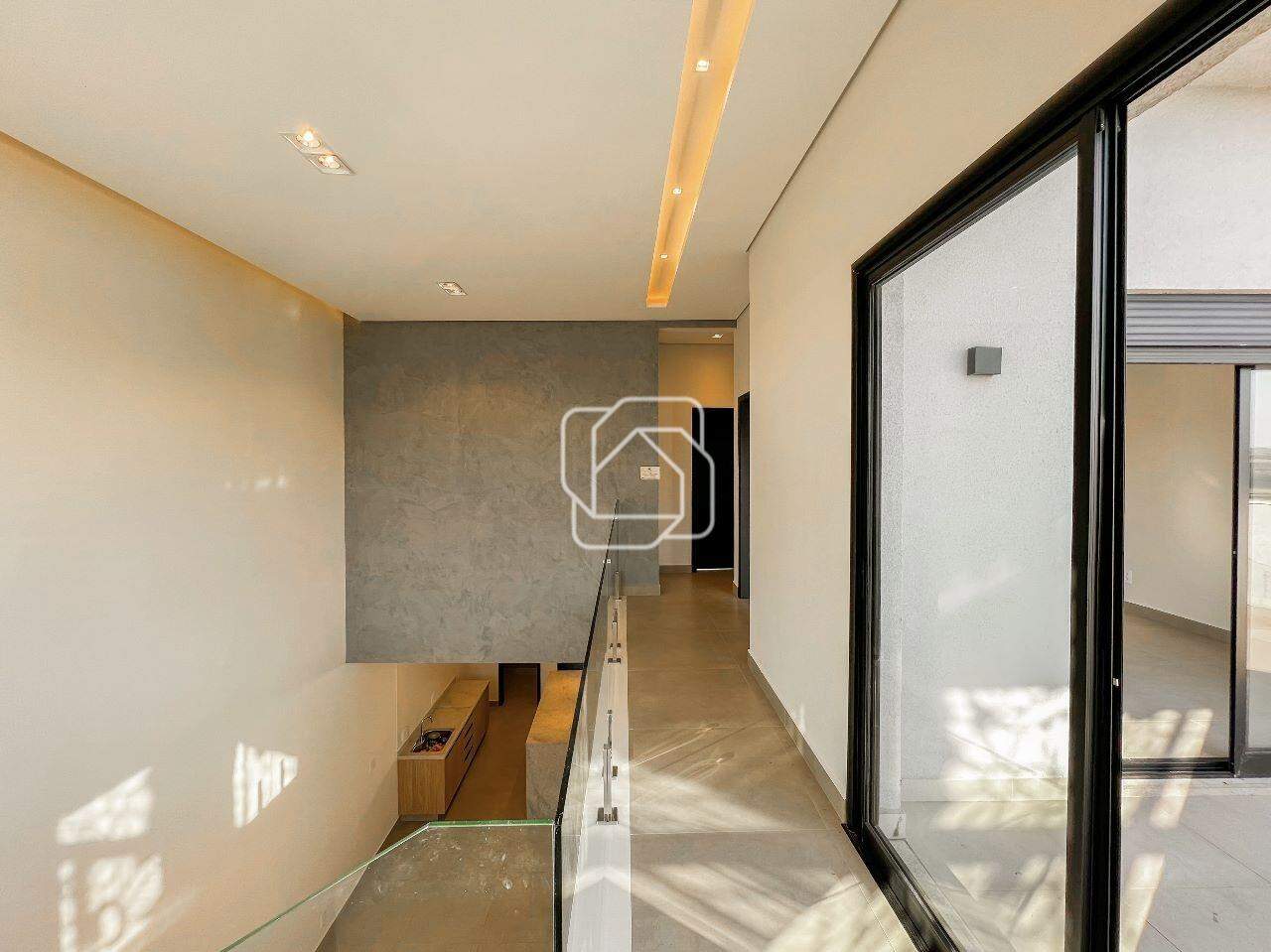 Casa de Condomínio para aluguel em Itu - SP - Condomínio Residencial Mont Blanc: Piso superior