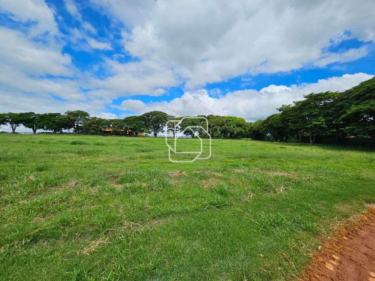 Terreno à venda em Monte Mor - SP - Haras Larissa: Visão geral do terreno