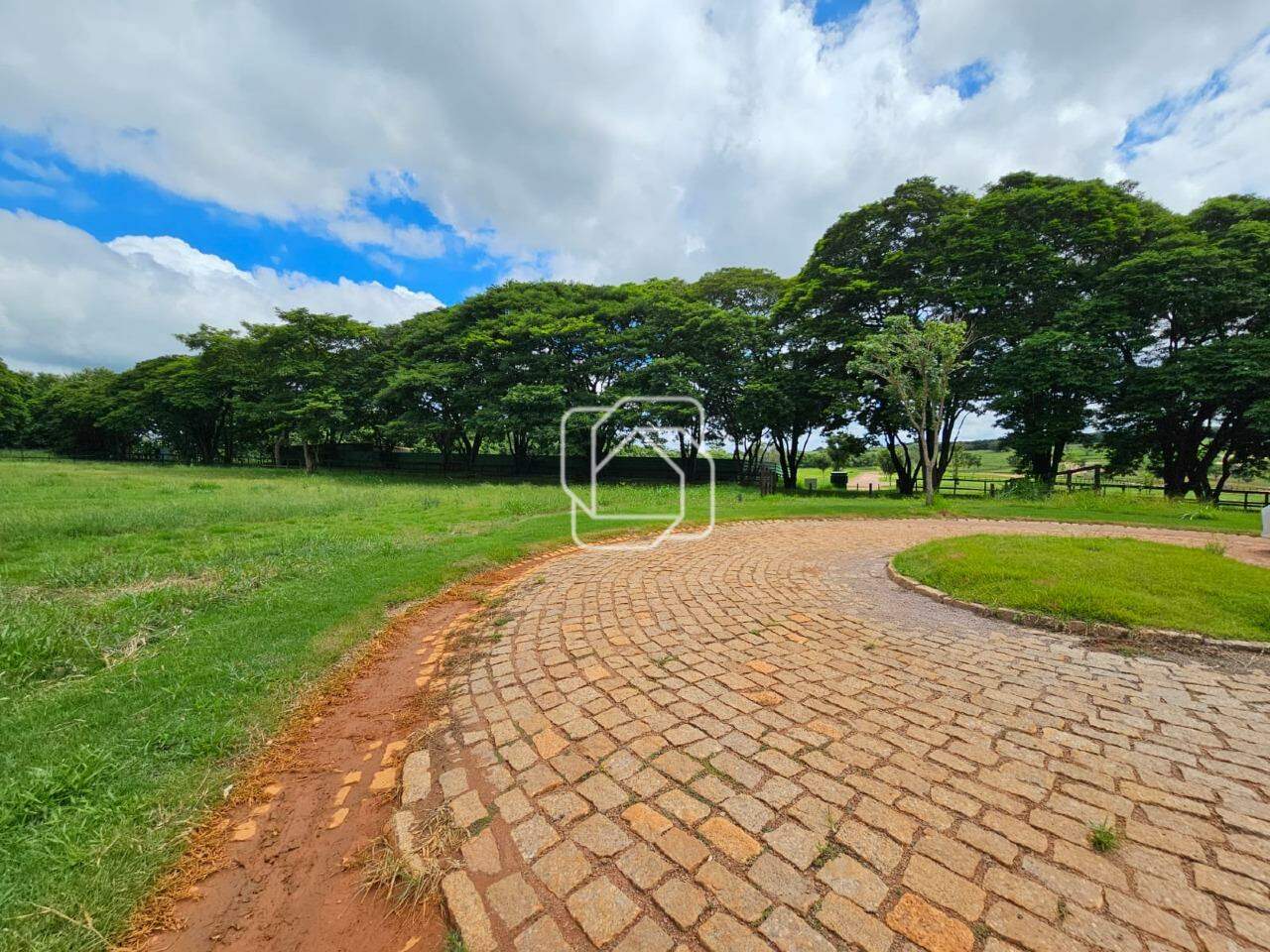 Terreno à venda em Monte Mor - SP - Haras Larissa: Visão geral do terreno