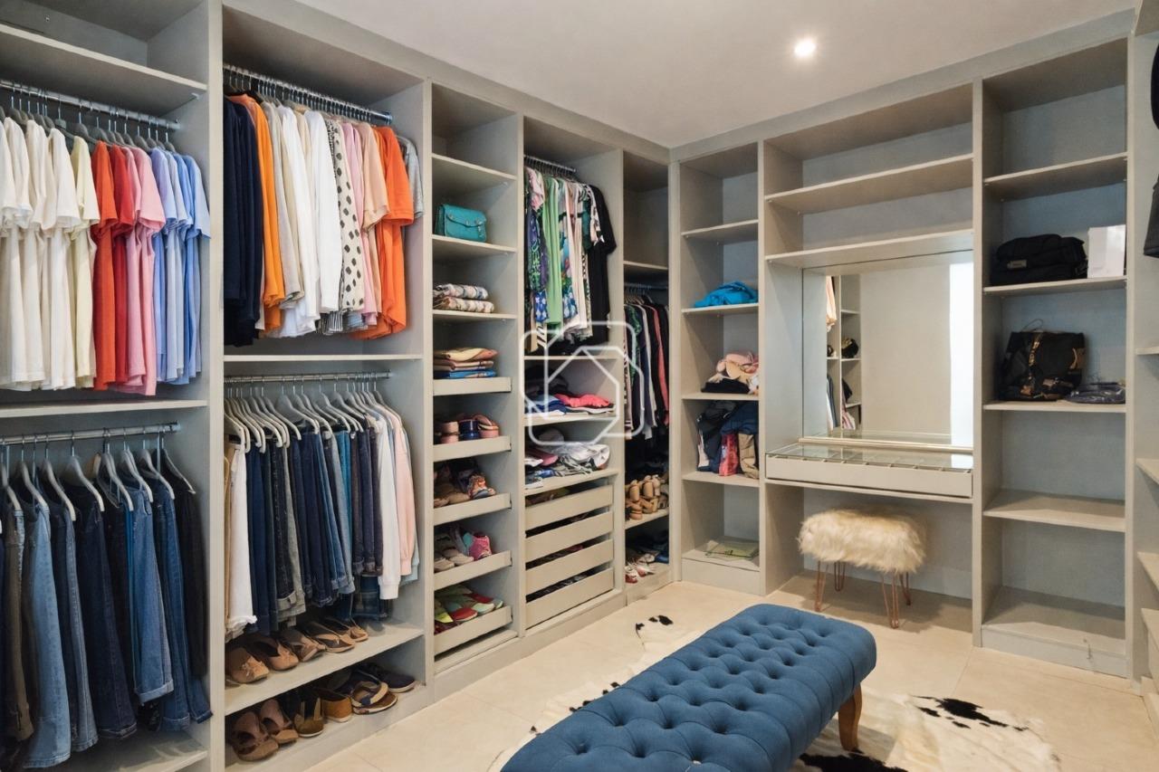 Casa de Condomínio à venda em Indaiatuba - SP - Residencial Duas Marias: Closet