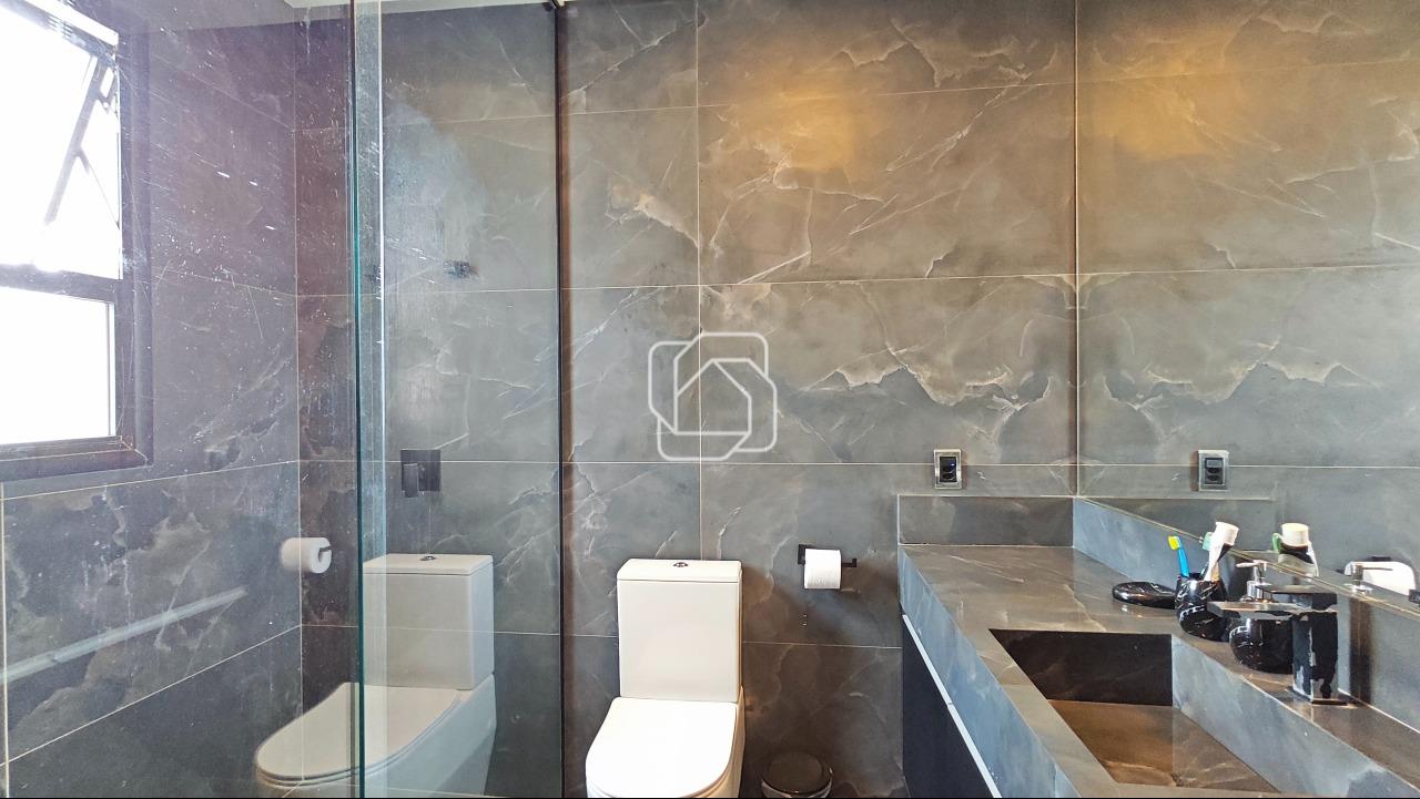 Casa de Condomínio à venda em Indaiatuba - SP - Residencial Duas Marias: Banheiro