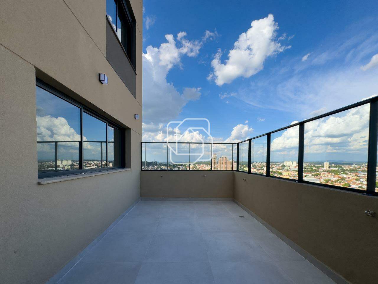 Apartamento à venda em Indaiatuba - SP - Atmosphera: Varanda
