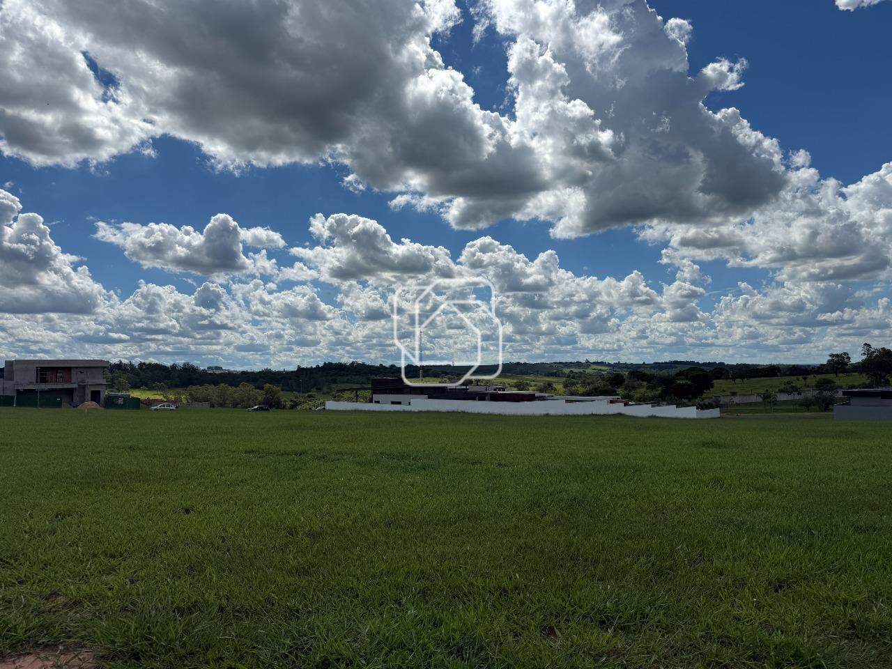 Terreno à venda em Indaiatuba - SP - Reserva Petrus: Visão geral do terreno