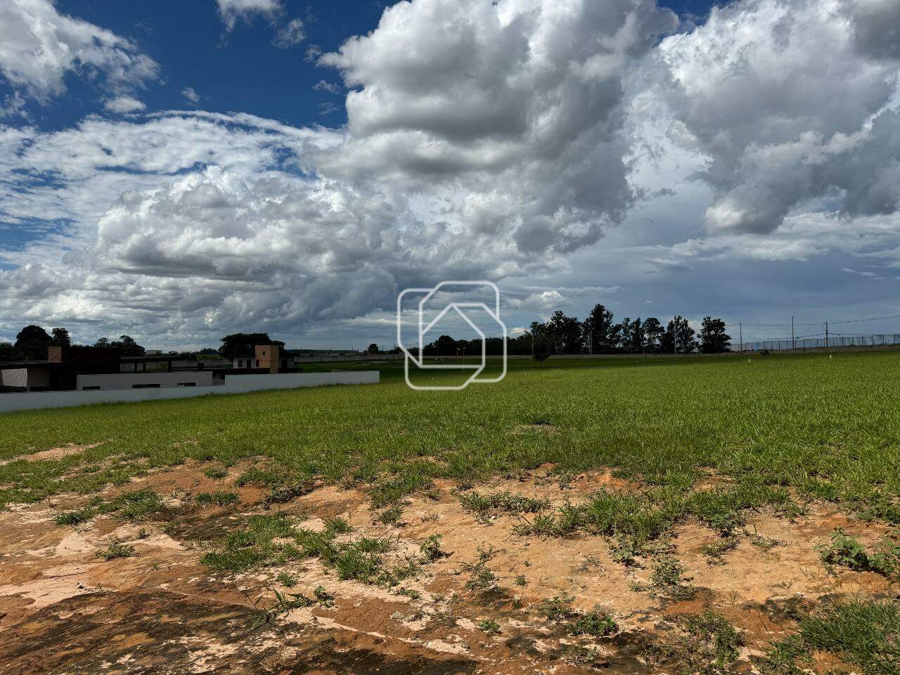 Terreno à venda em Indaiatuba - SP - Reserva Petrus: Visão geral do terreno