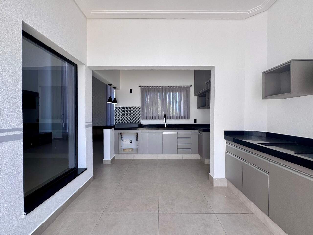 Casa para aluguel em Salto - SP - Village Moutonnée:
