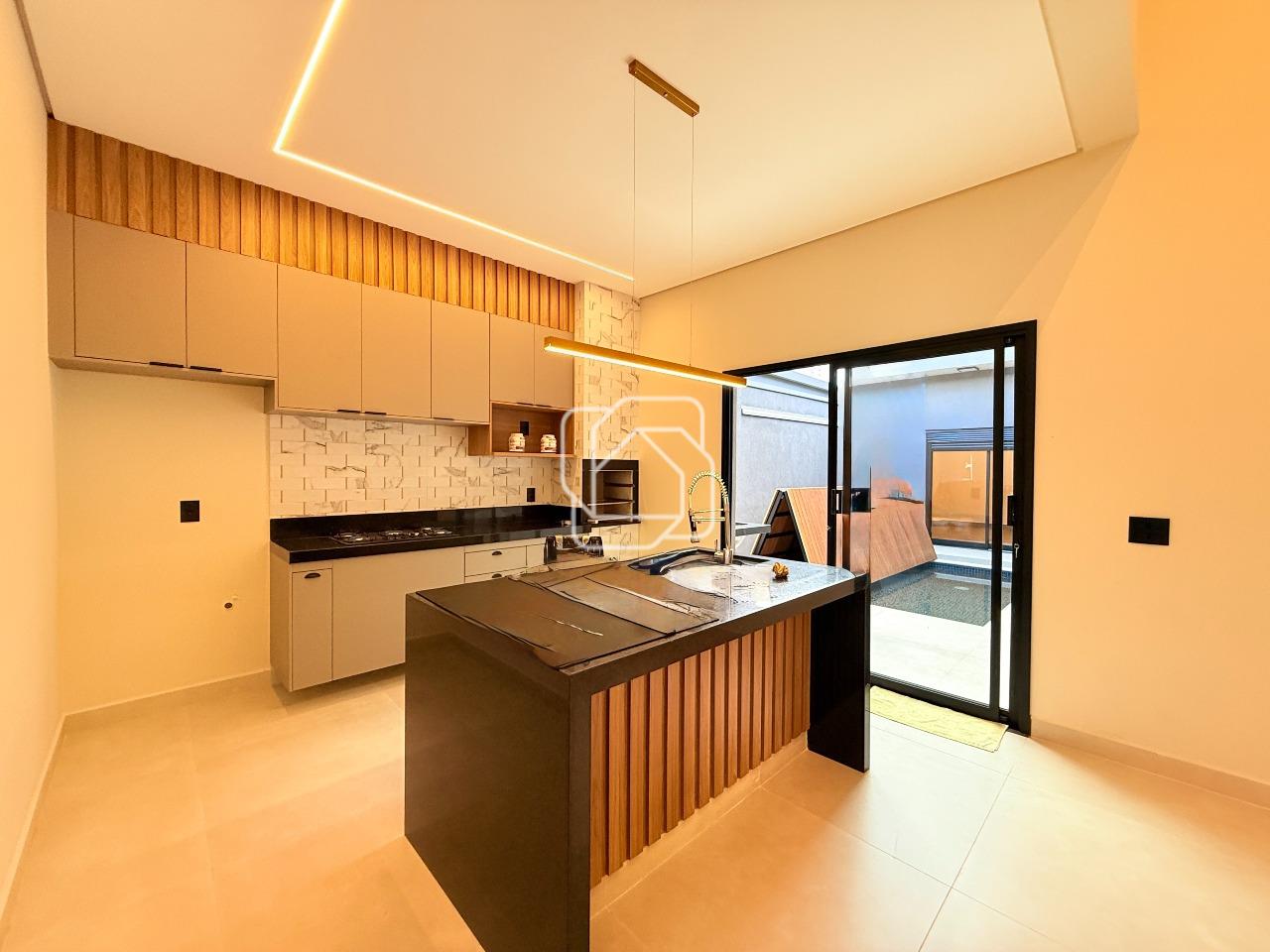 Casa de Condomínio à venda em Salto - SP - Jardim Guarujá: 