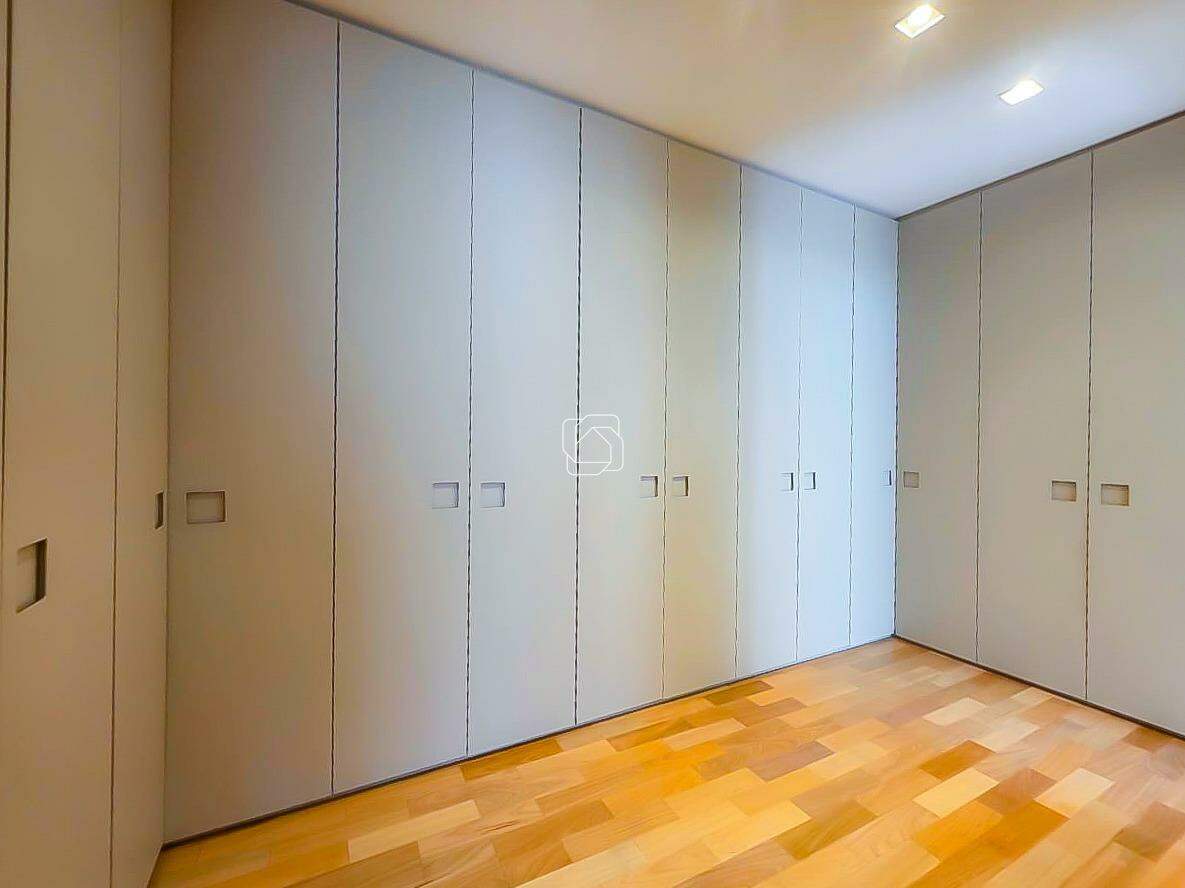 Casa de Condomínio à venda em Itu - SP - Condomínio Terras de São José II: Closet