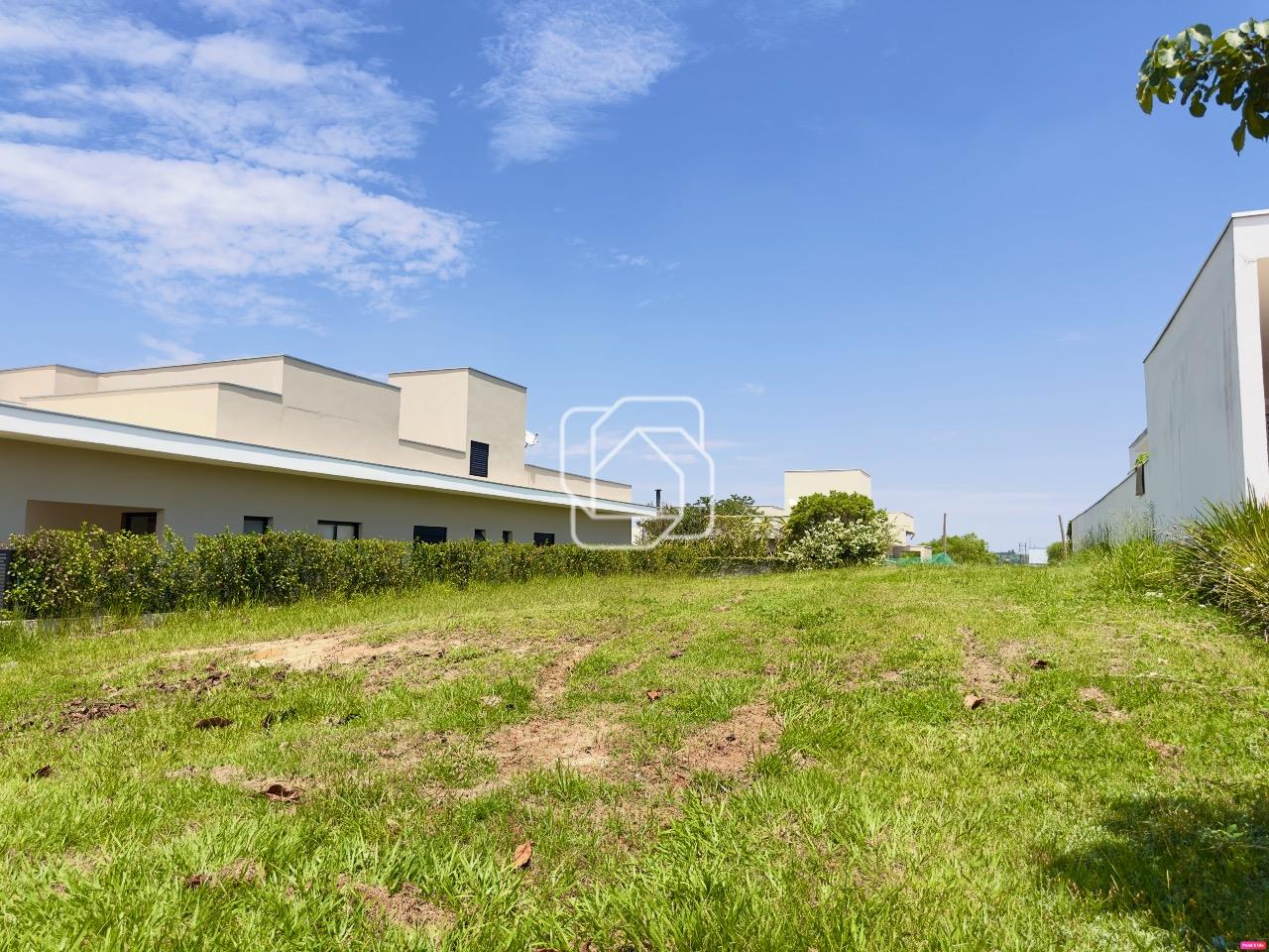 Terreno à venda em Itu - SP - Condomínio Villas do Golfe: 