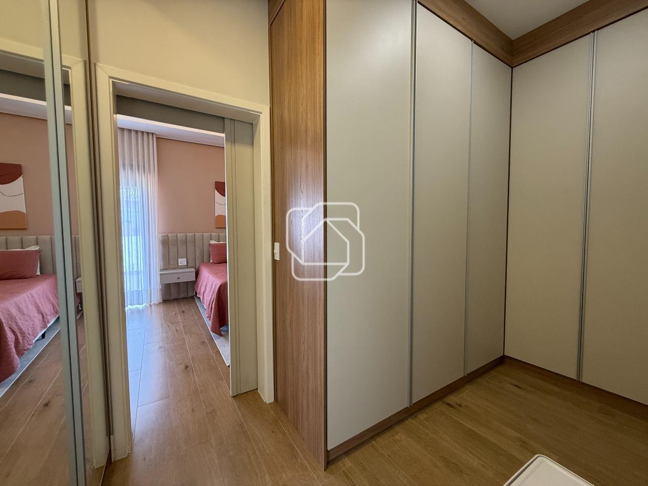 Casa de Condomínio à venda em Indaiatuba - SP - Jardim Residencial Maria Dulce: CLOSET SUITE MASTER