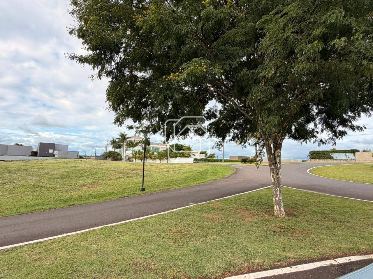 Terreno à venda em Itu - SP - Condomínio Xapada Parque Ytu: 