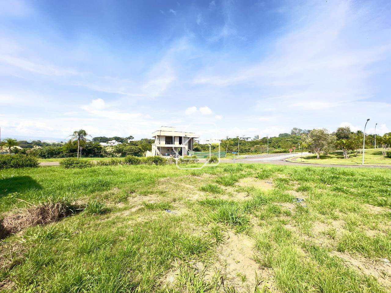 Terreno à venda em Itu - SP - Alphaville Castelo Itu: 