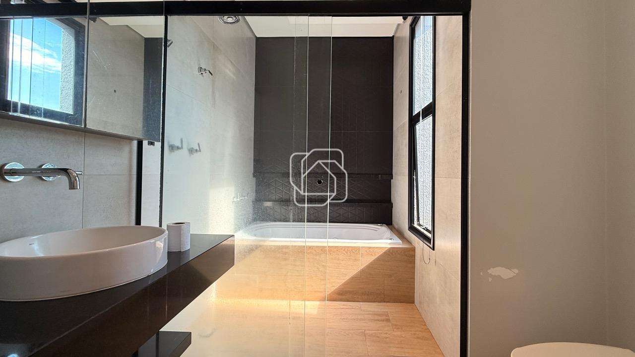 Casa de Condomínio à venda em Indaiatuba - SP - Jardim Residencial Alto de Itaici: Banheiro