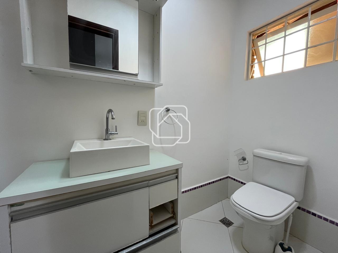 Casa de Condomínio à venda em Indaiatuba - SP - Terras de Itaici: Lavabo