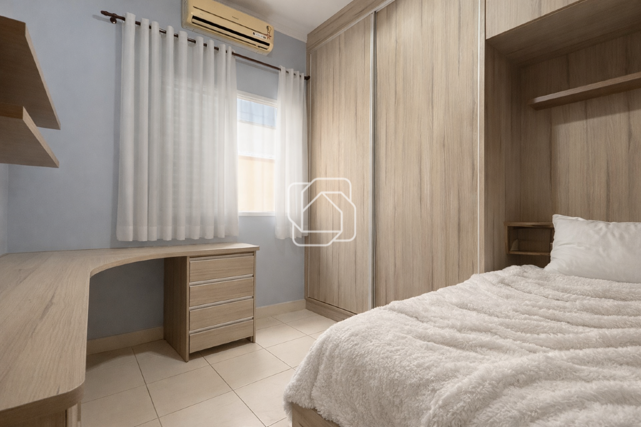 Casa de Condomínio à venda em Indaiatuba - SP - Jardim Portal de Itaici: Dormitório