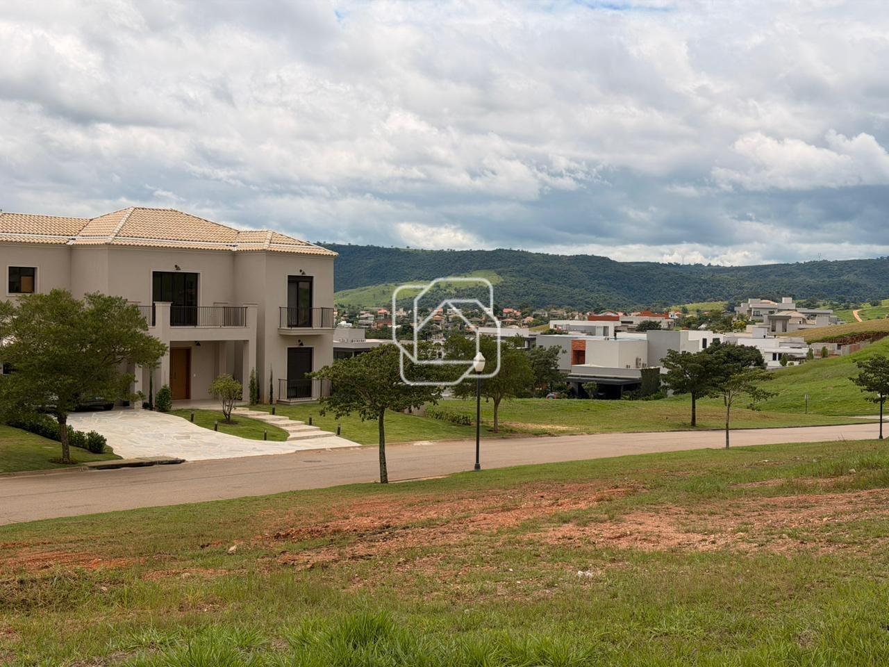Terreno à venda em Itu - SP - Residencial Parque Campos de Santo Antônio II: 
