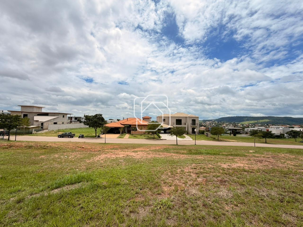 Terreno à venda em Itu - SP - Residencial Parque Campos de Santo Antônio II: 