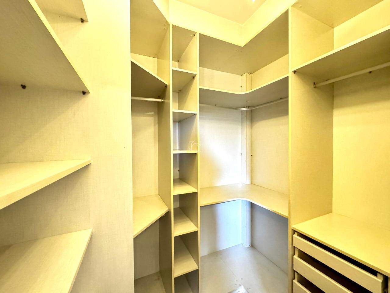Casa de Condomínio para aluguel em Itu - SP - Condomínio City Castelo: 