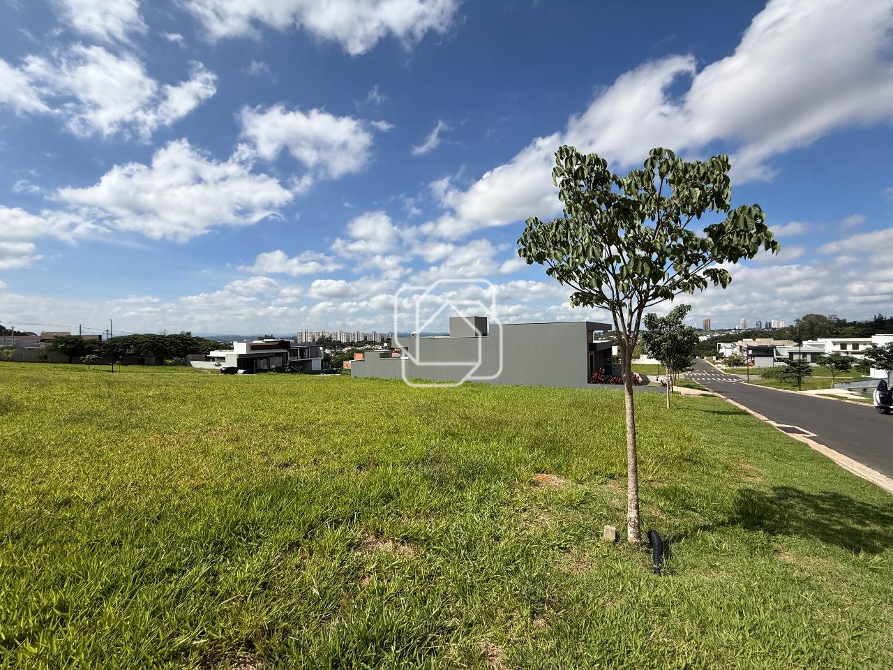 Terreno à venda em Indaiatuba - SP - Jardim Villa Sapezal: Visão geral do terreno