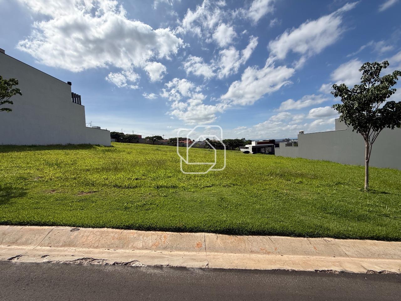 Terreno à venda em Indaiatuba - SP - Jardim Villa Sapezal: Visão geral do terreno