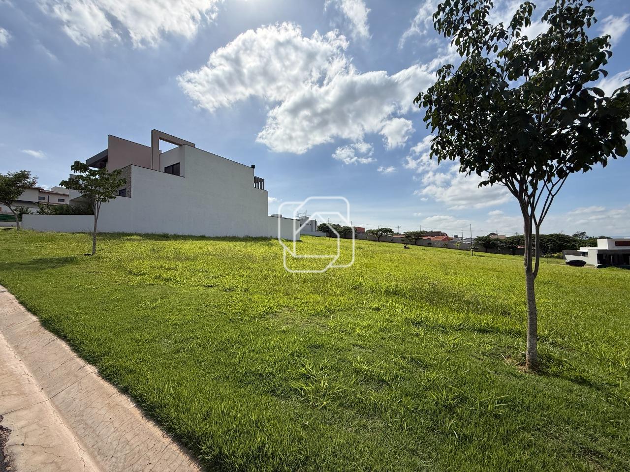 Terreno à venda em Indaiatuba - SP - Jardim Villa Sapezal: Visão geral do terreno