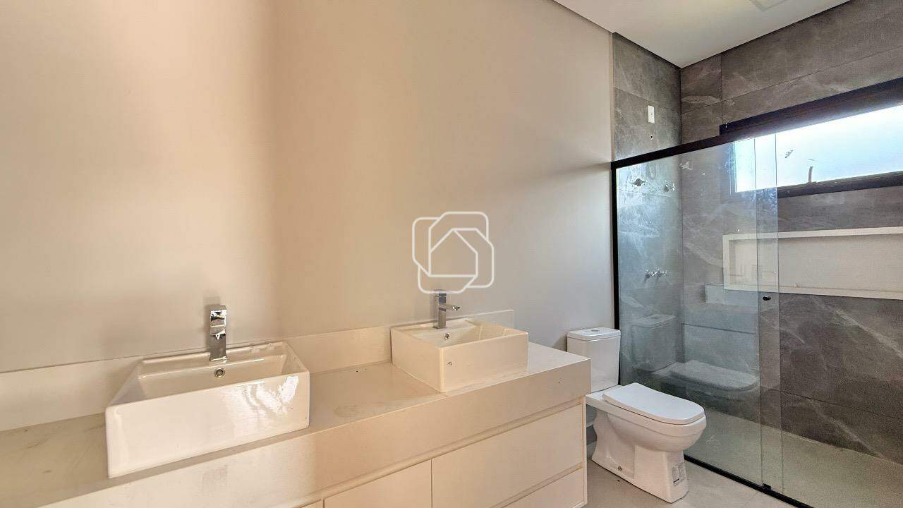 Casa de Condomínio à venda em Indaiatuba - SP - Residencial Milano: Banheiro