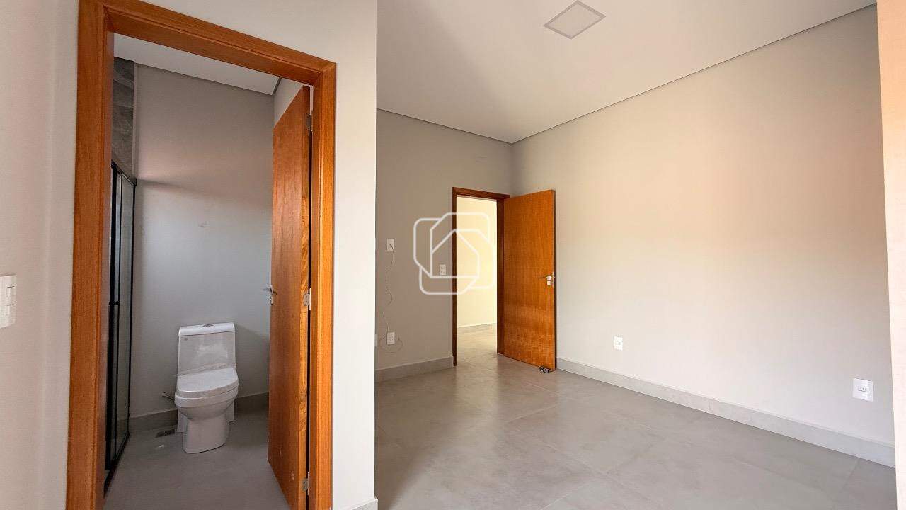 Casa de Condomínio à venda em Indaiatuba - SP - Residencial Milano: Banheiro
