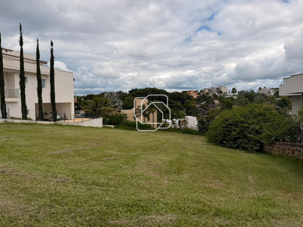 Terreno à venda em Itu - SP - Jardim Plaza Atheneé: 